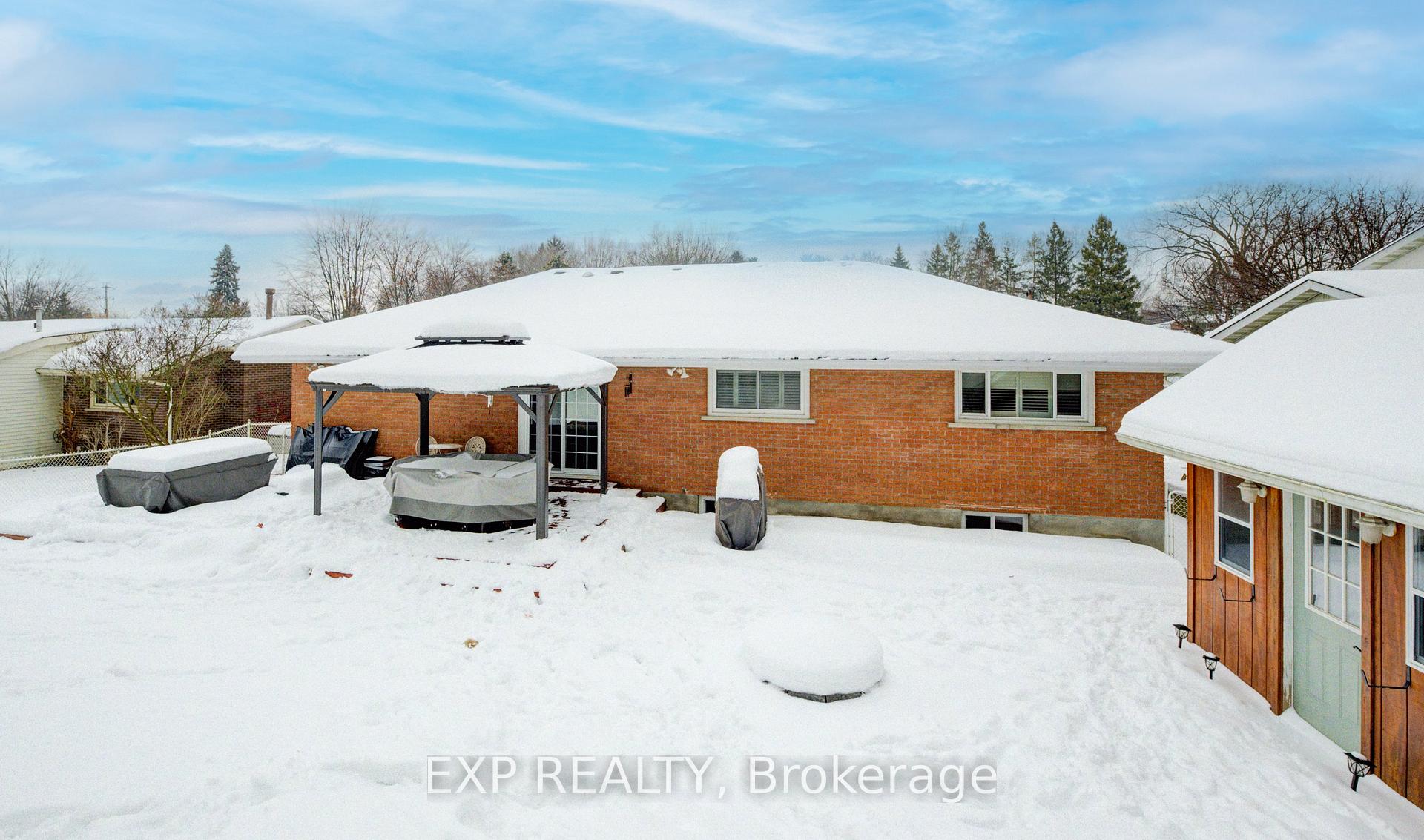 Photo 18 of 67 Warren Road, Kitchener — HOMEH