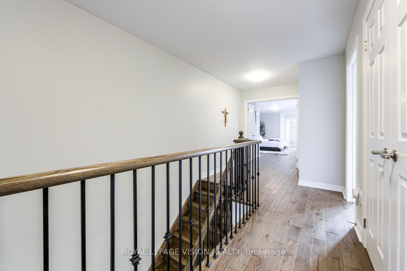 Photo 21 of 23 Sunnyside Hill Road, Markham, Cornell — HOMEH