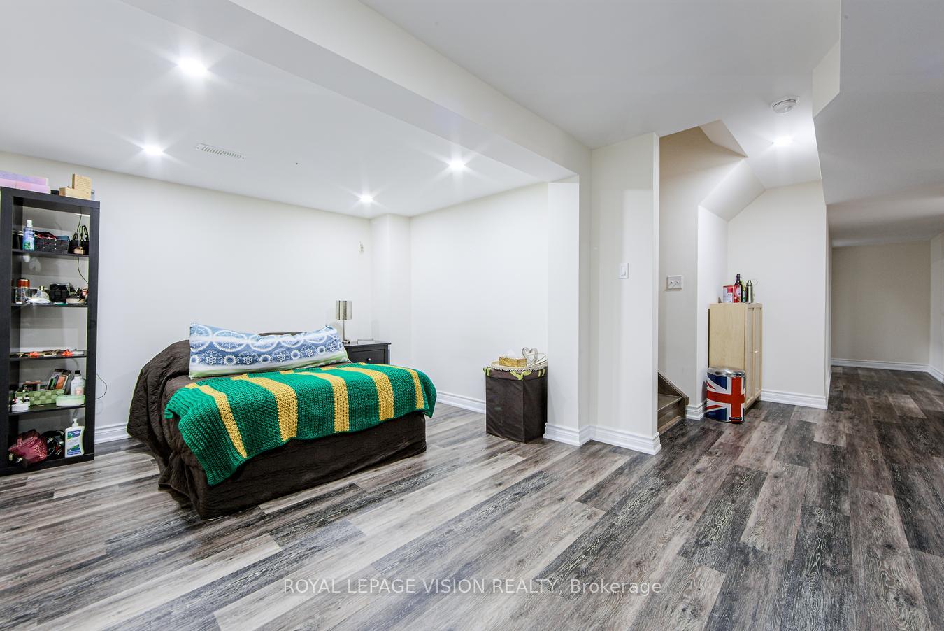 Photo 39 of 23 Sunnyside Hill Road, Markham, Cornell — HOMEH