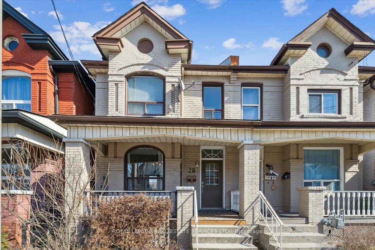 Front of 28 St Matthews Avenue
