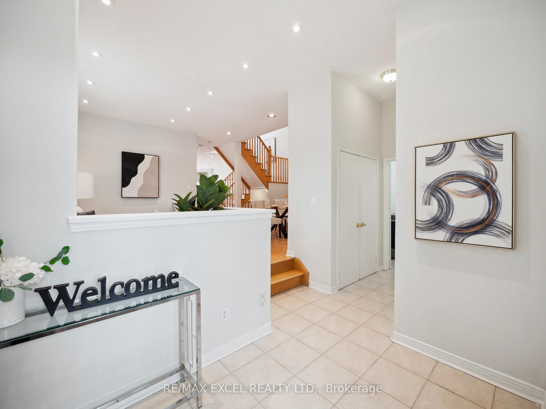 Photo 2 of 126 Worthing Avenue, Markham, Milliken Mills East — HOMEH