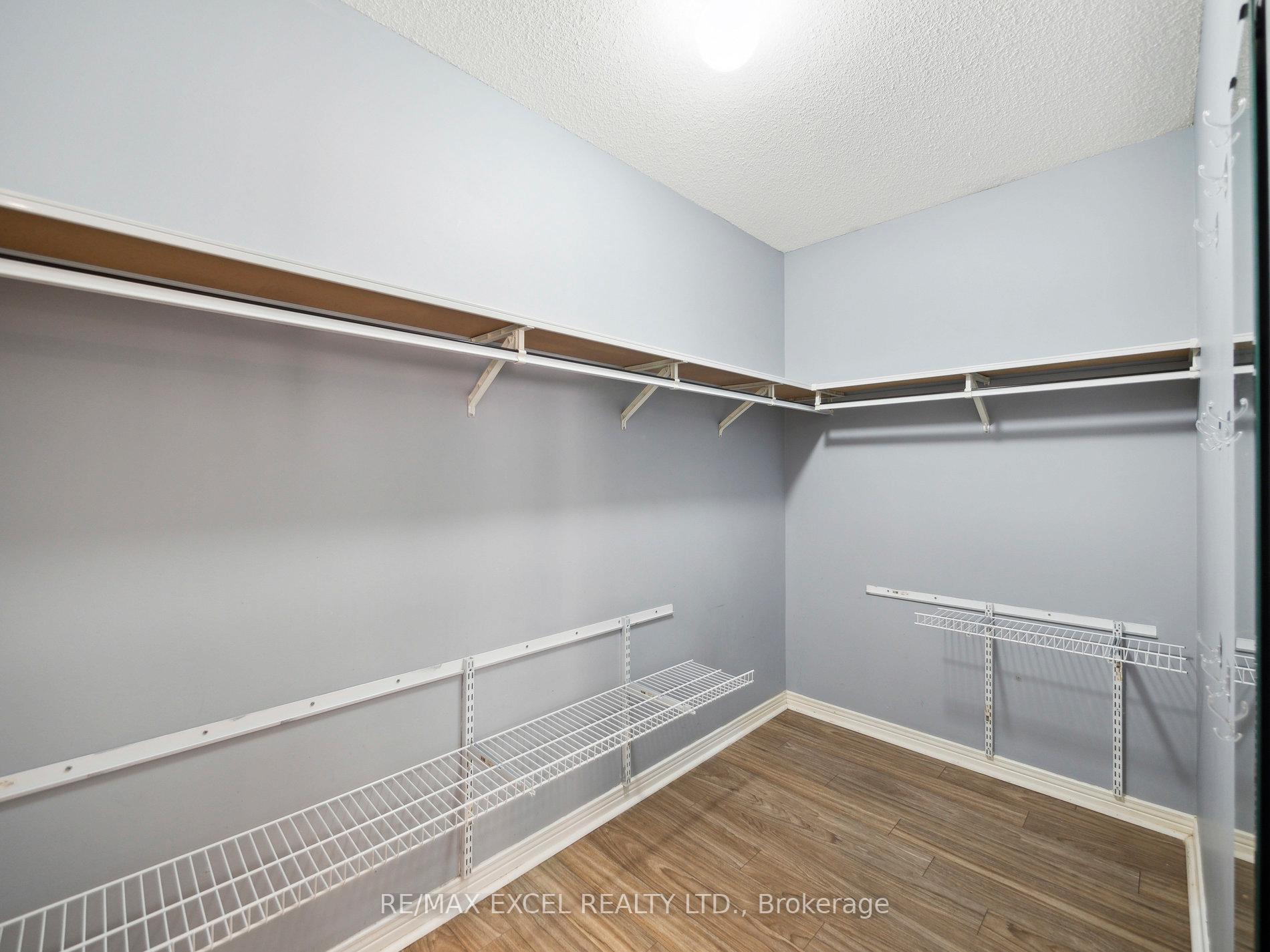 Photo 10 of 126 Worthing Avenue, Markham, Milliken Mills East — HOMEH