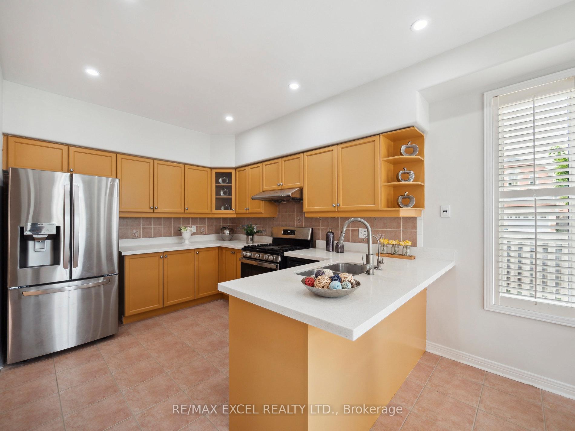 Photo 23 of 126 Worthing Avenue, Markham, Milliken Mills East — HOMEH