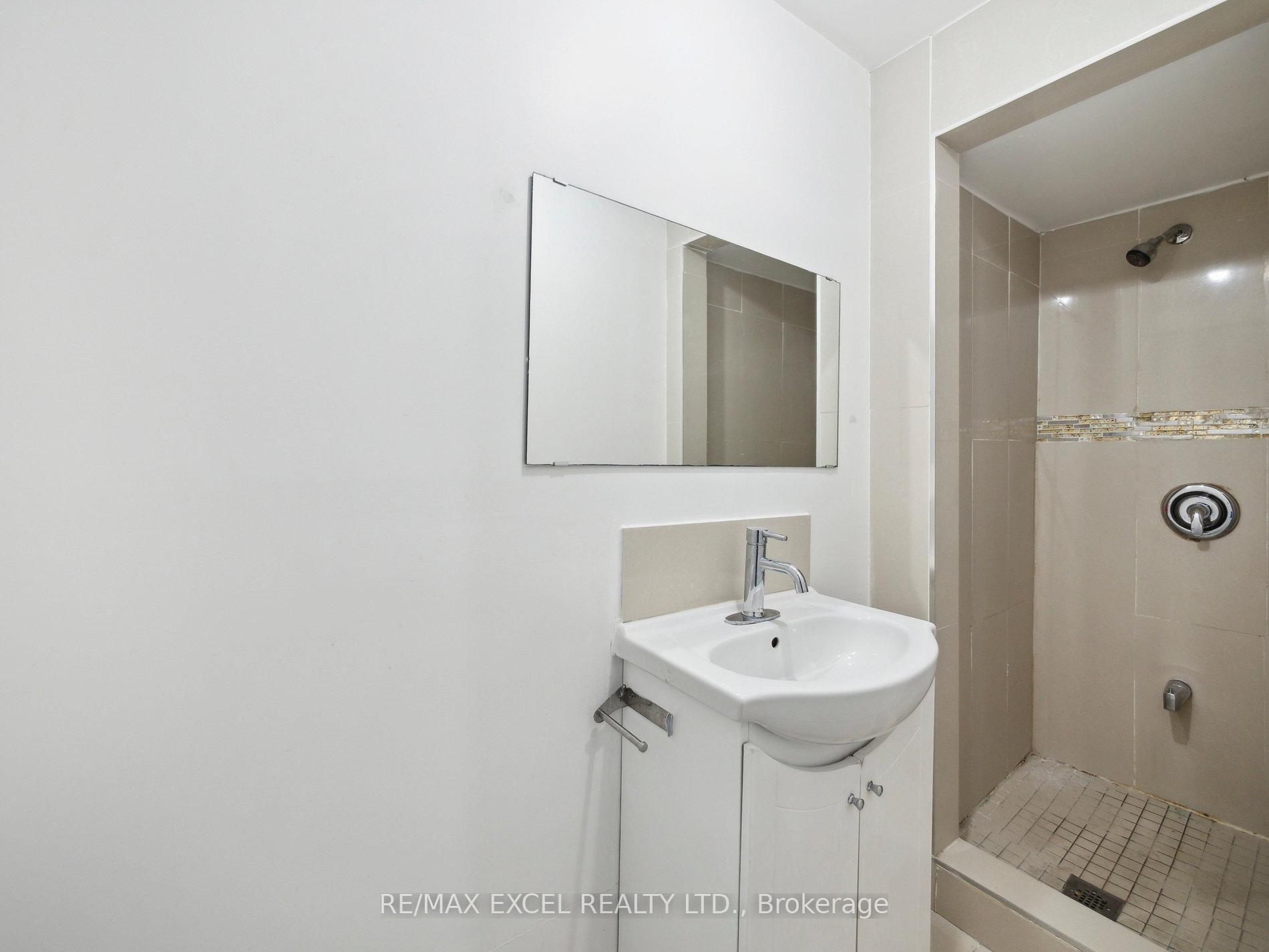 Photo 25 of 126 Worthing Avenue, Markham, Milliken Mills East — HOMEH