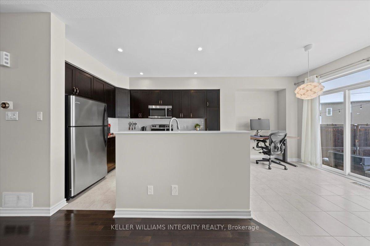 Photo 12 of 218 Maxwell Bridge Road, Ottawa, Kanata - Morgan's Grant/South March — HOMEH