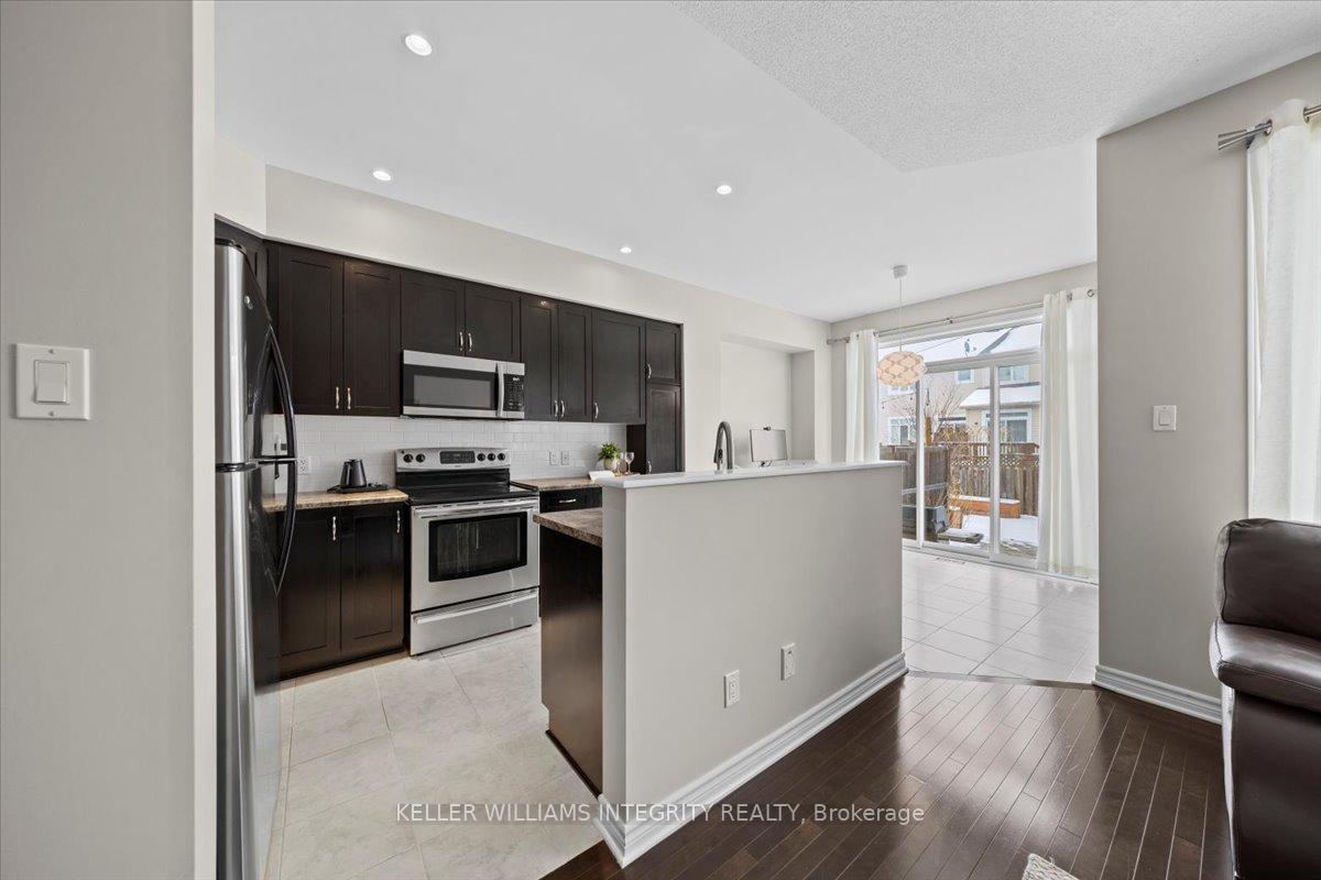 Photo 13 of 218 Maxwell Bridge Road, Ottawa, Kanata - Morgan's Grant/South March — HOMEH