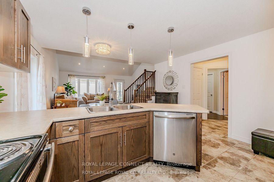 Photo 6 of 205 Eden Oak Trail, Kitchener — HOMEH