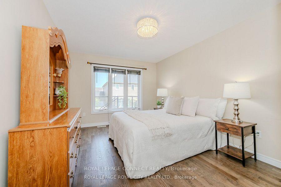 Photo 11 of 205 Eden Oak Trail, Kitchener — HOMEH