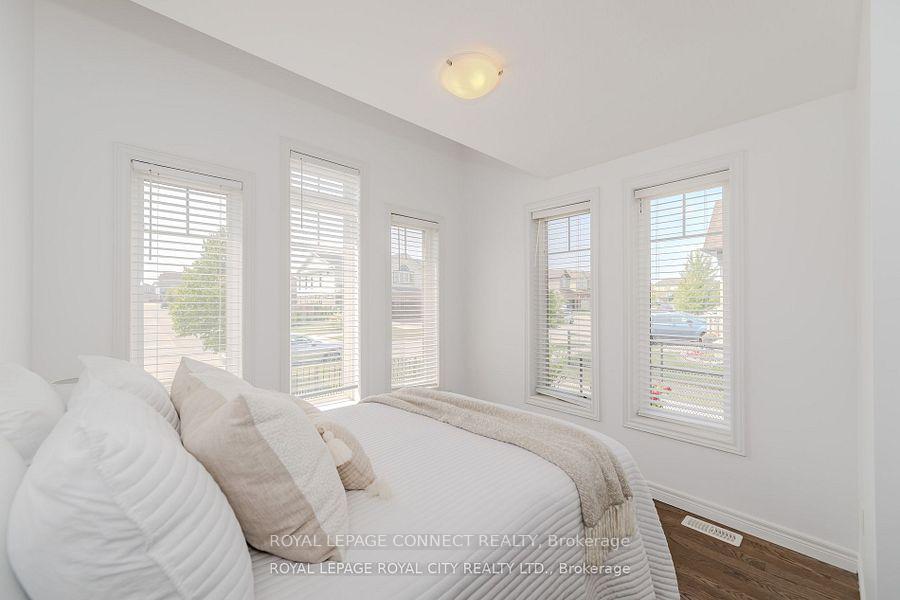 Photo 15 of 205 Eden Oak Trail, Kitchener — HOMEH