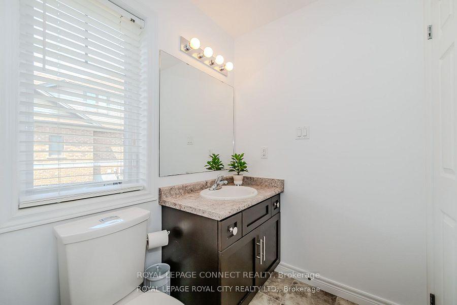 Photo 17 of 205 Eden Oak Trail, Kitchener — HOMEH