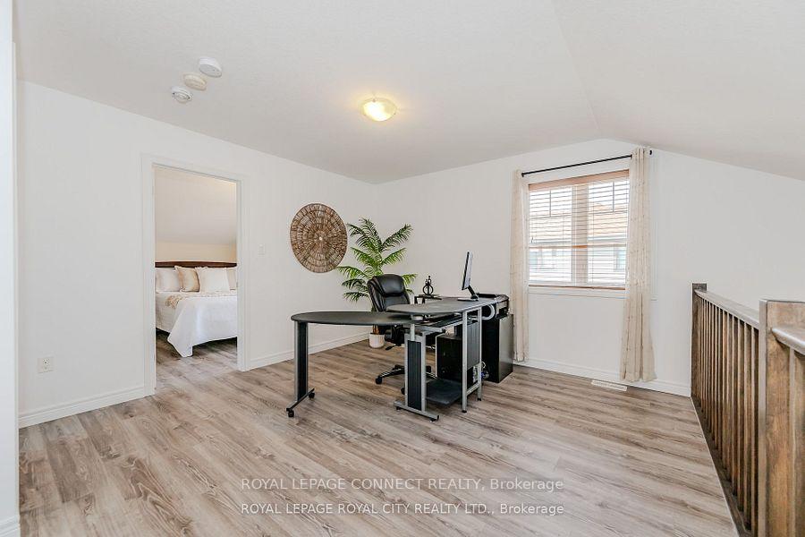 Photo 19 of 205 Eden Oak Trail, Kitchener — HOMEH