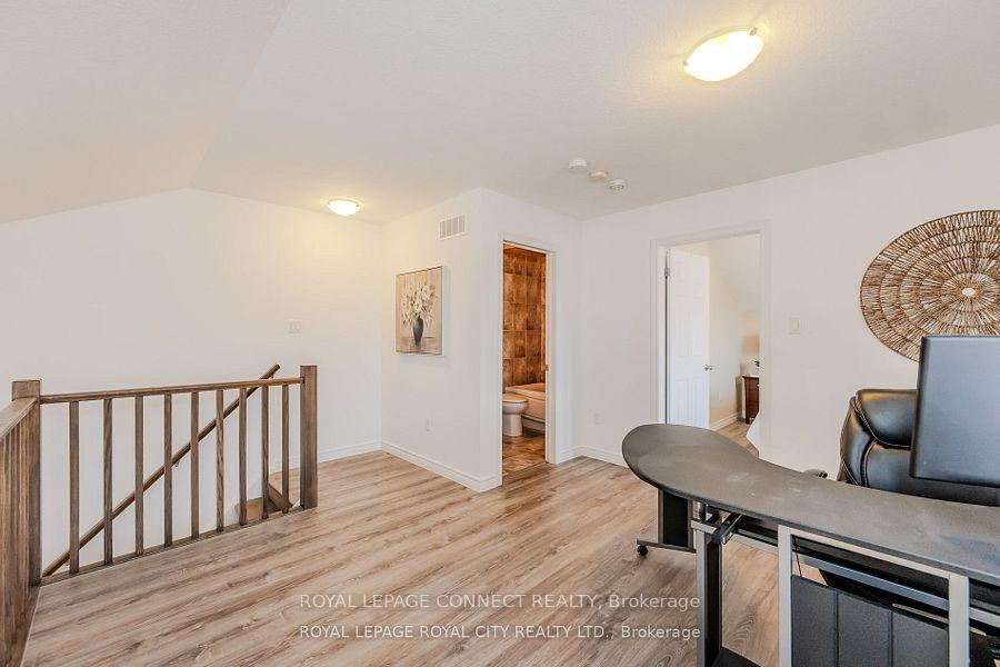 Photo 20 of 205 Eden Oak Trail, Kitchener — HOMEH
