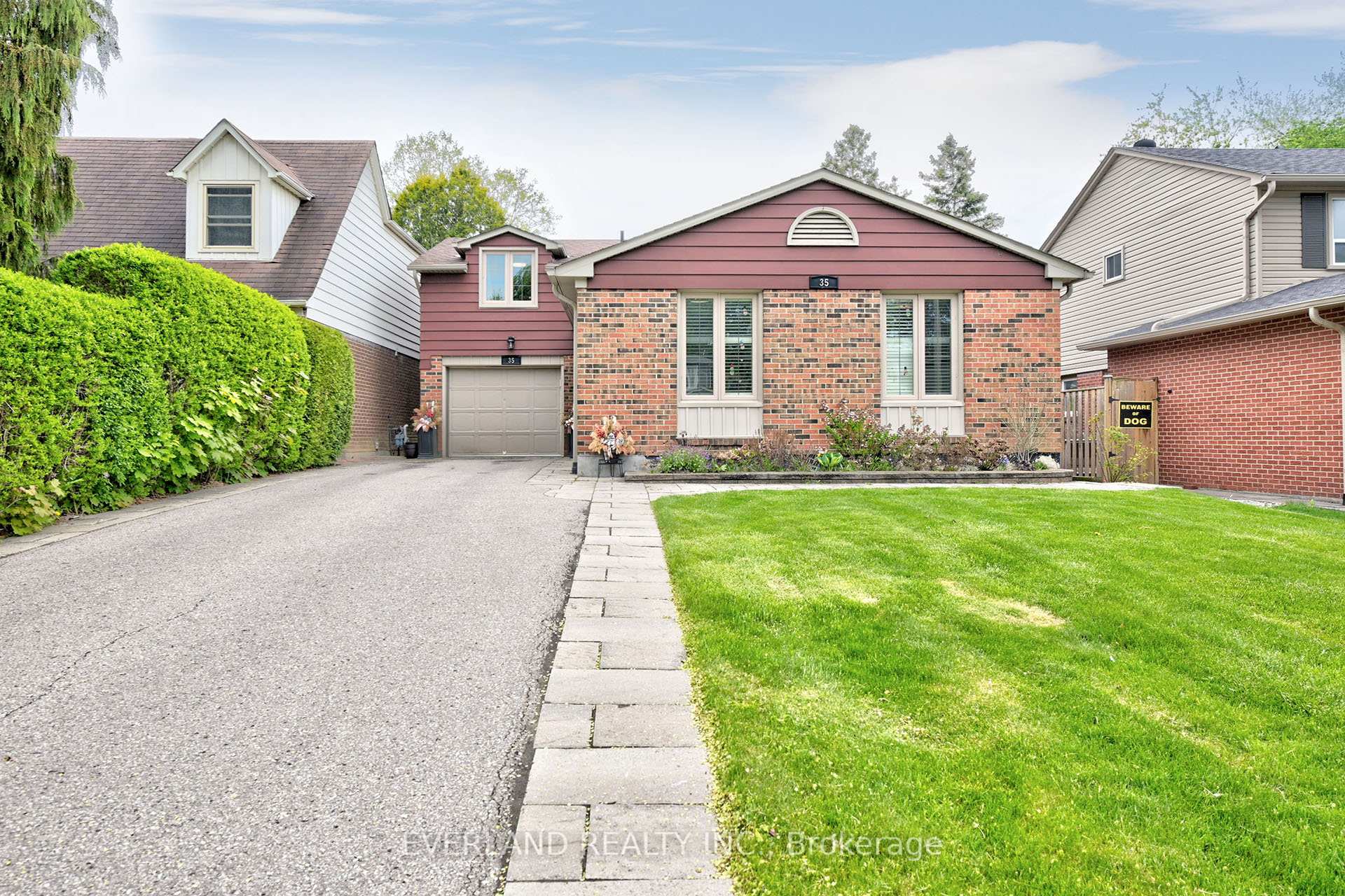 Front of 35 Ravengloss Drive