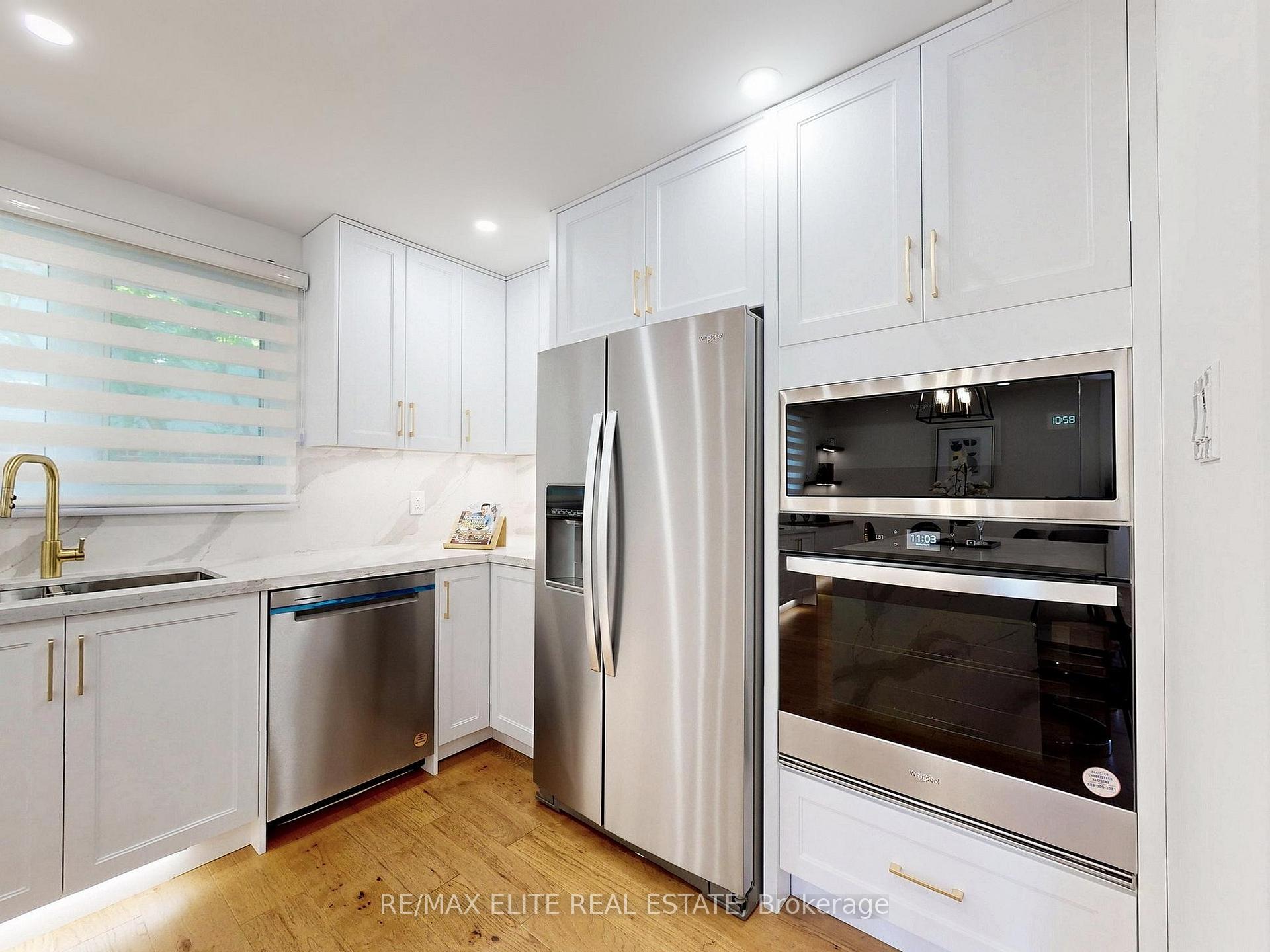Photo 10 of 3 Silver Aspen Drive, Markham, Royal Orchard — HOMEH