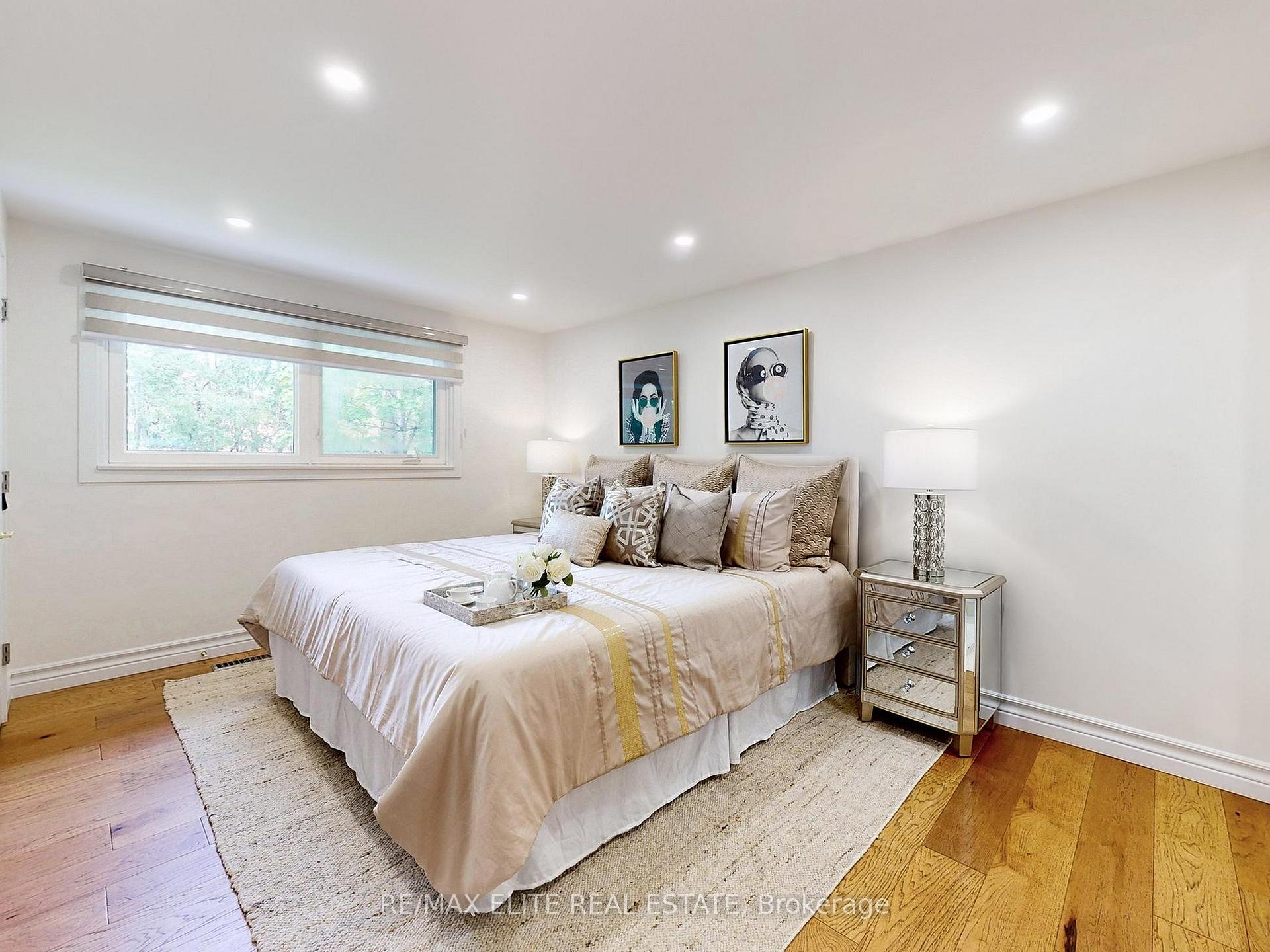 Photo 13 of 3 Silver Aspen Drive, Markham, Royal Orchard — HOMEH