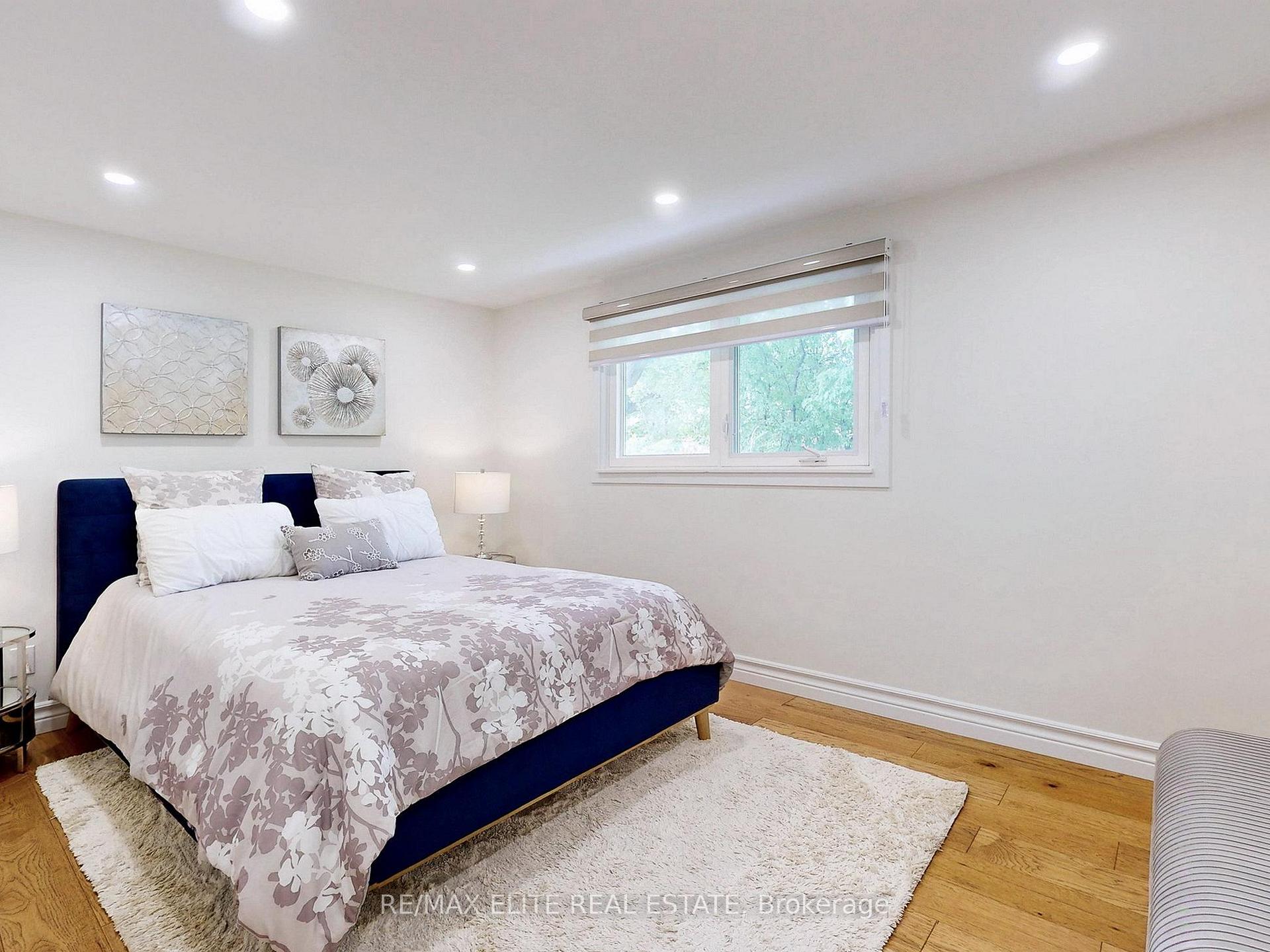 Photo 16 of 3 Silver Aspen Drive, Markham, Royal Orchard — HOMEH