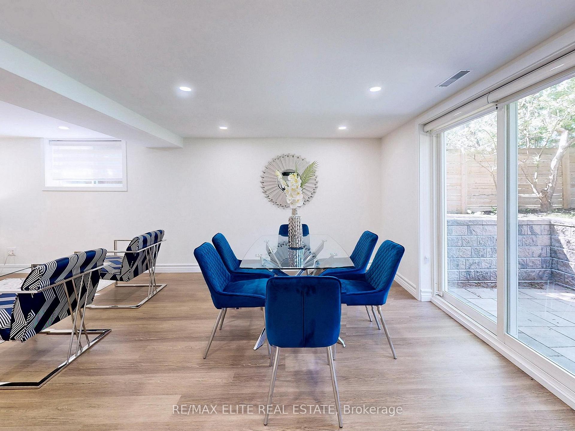 Photo 24 of 3 Silver Aspen Drive, Markham, Royal Orchard — HOMEH