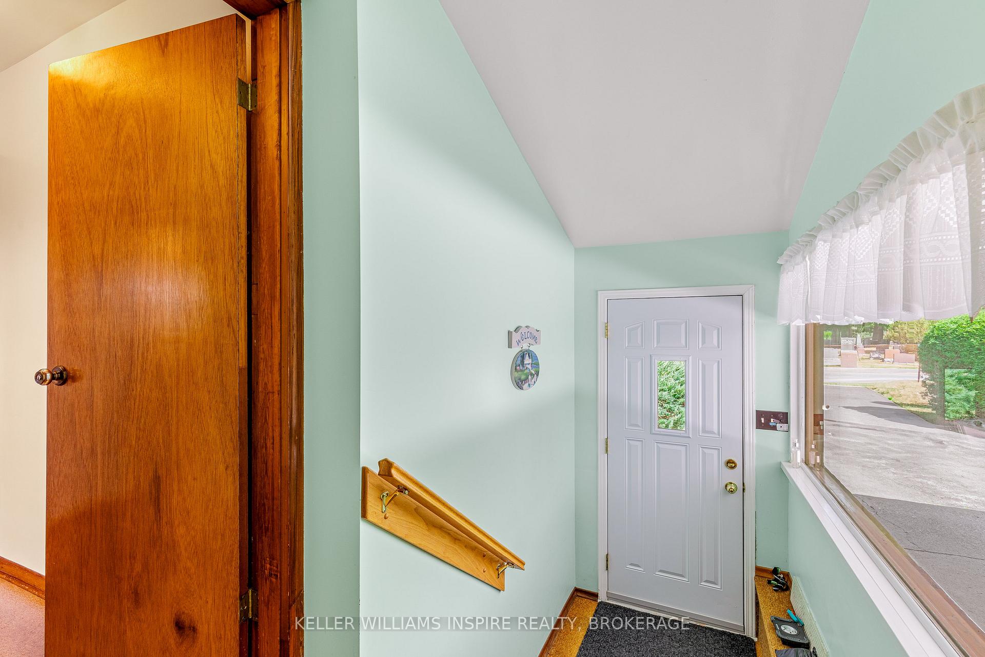 Photo 22 of 987 Sydenham Road, Kingston, City Northwest — HOMEH