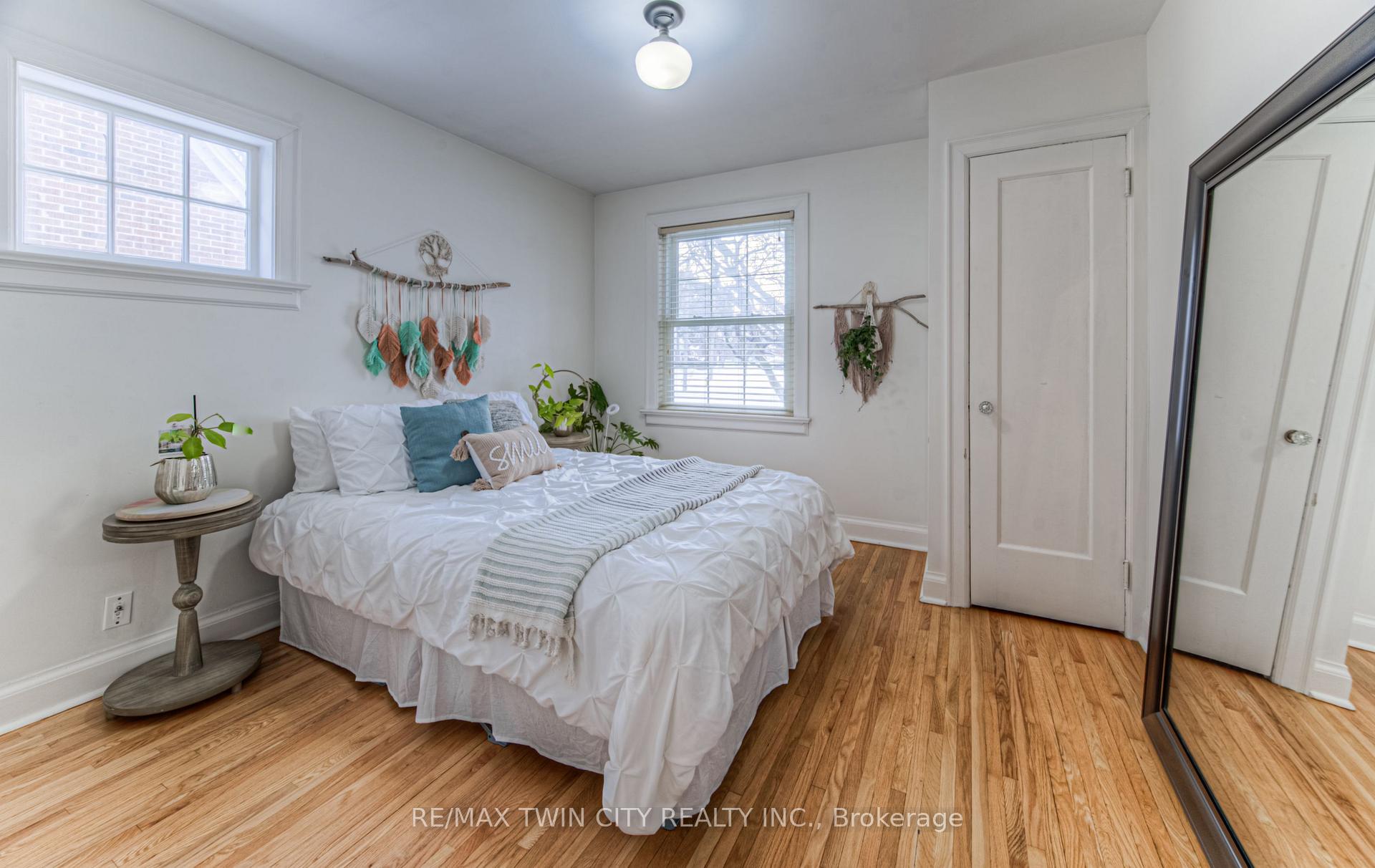Photo 19 of 58 Brentwood Avenue, Kitchener — HOMEH