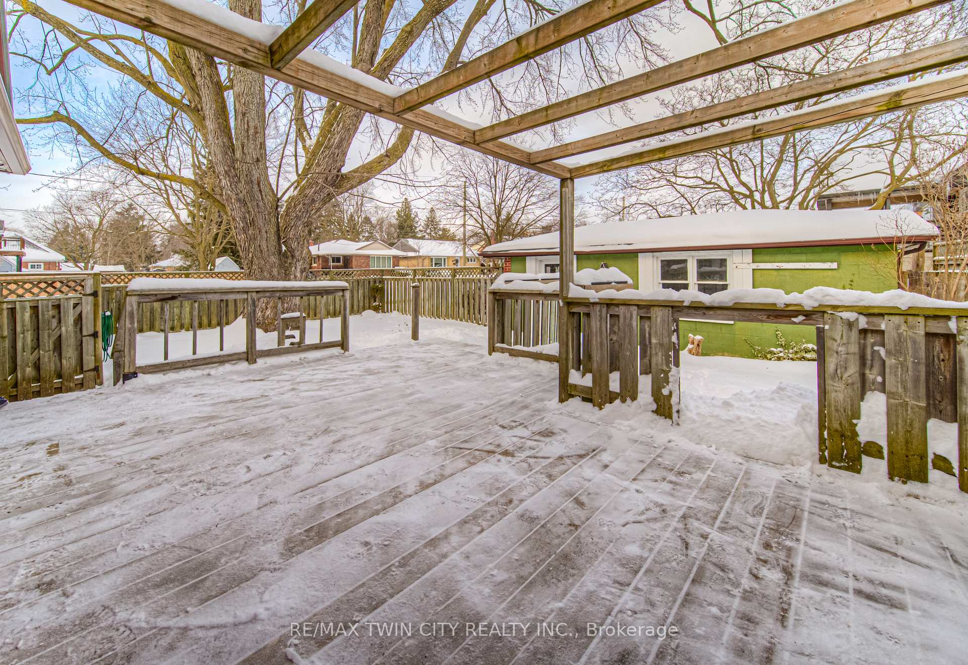Photo 34 of 58 Brentwood Avenue, Kitchener — HOMEH
