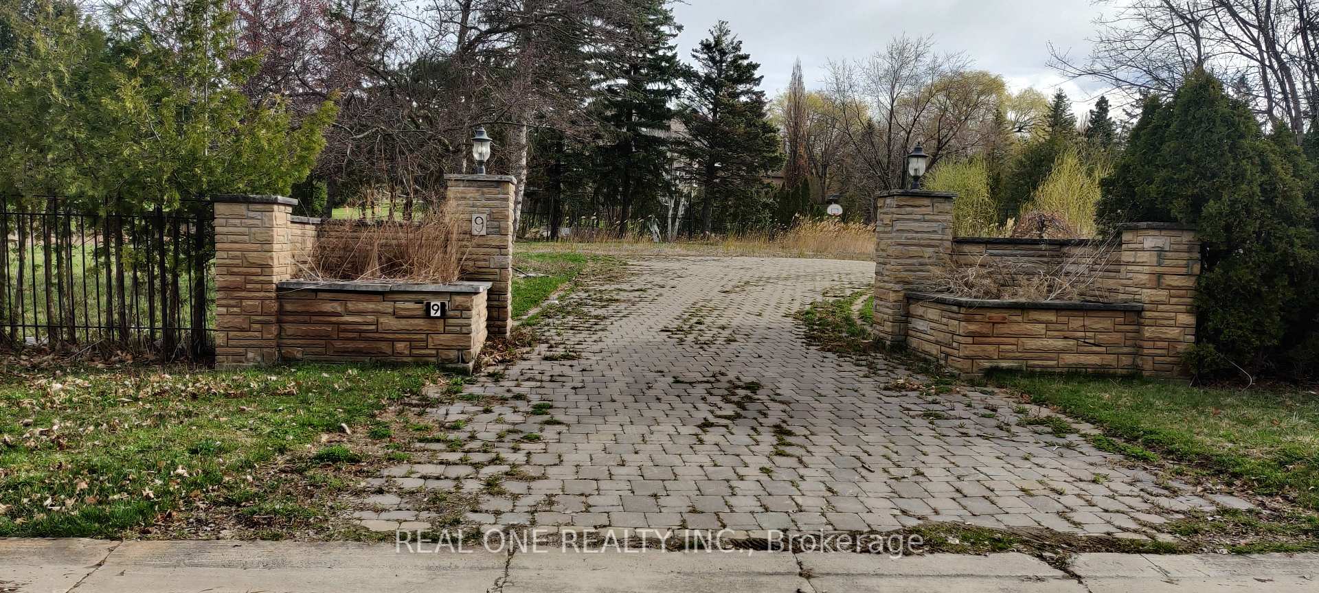 Photo 1 of 9 Boynton Circle, Markham, Victoria Manor-Jennings Gate — HOMEH