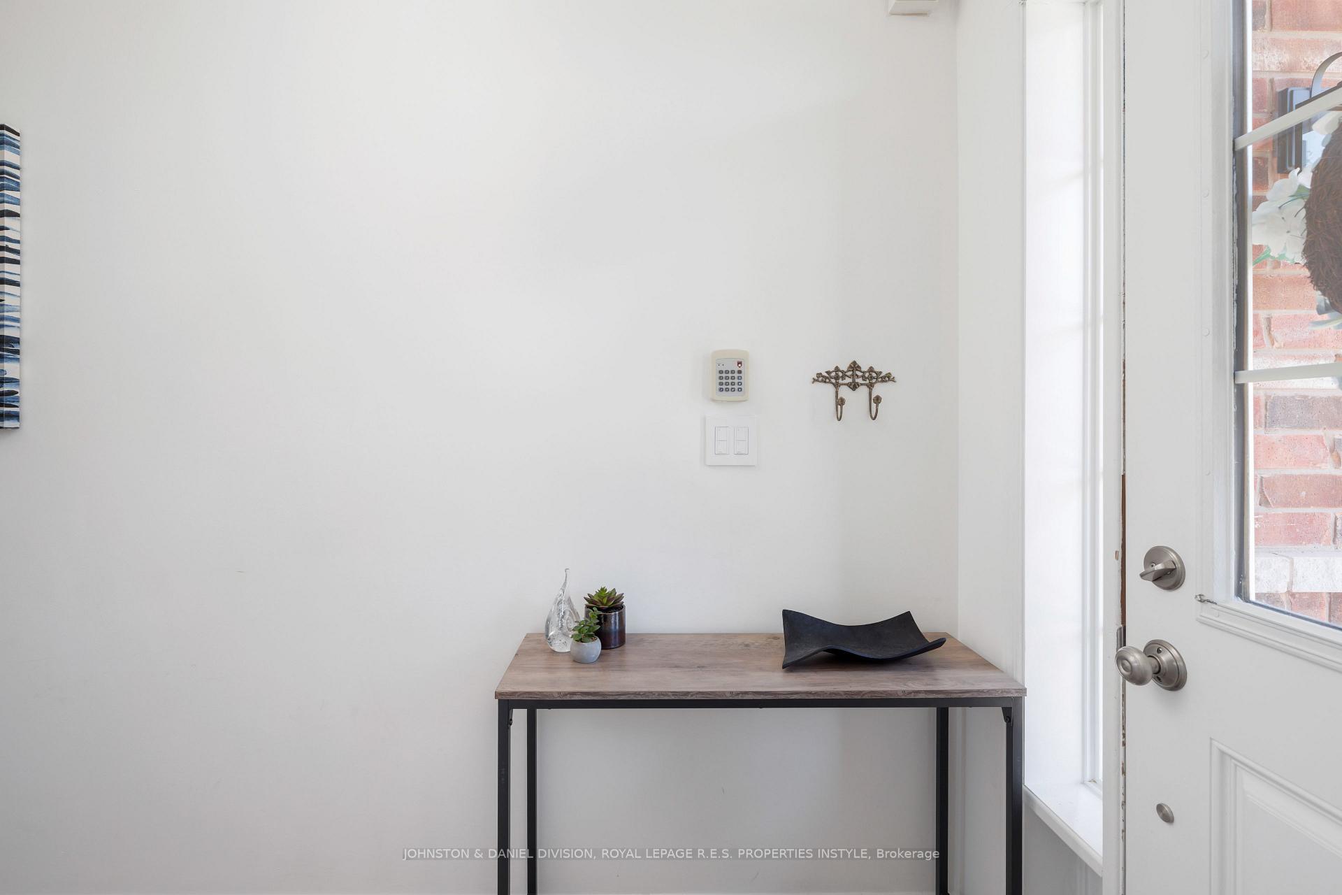 Photo 8 of Unit 33, 651 Farmstead Drive, Milton, Willmott — HOMEH
