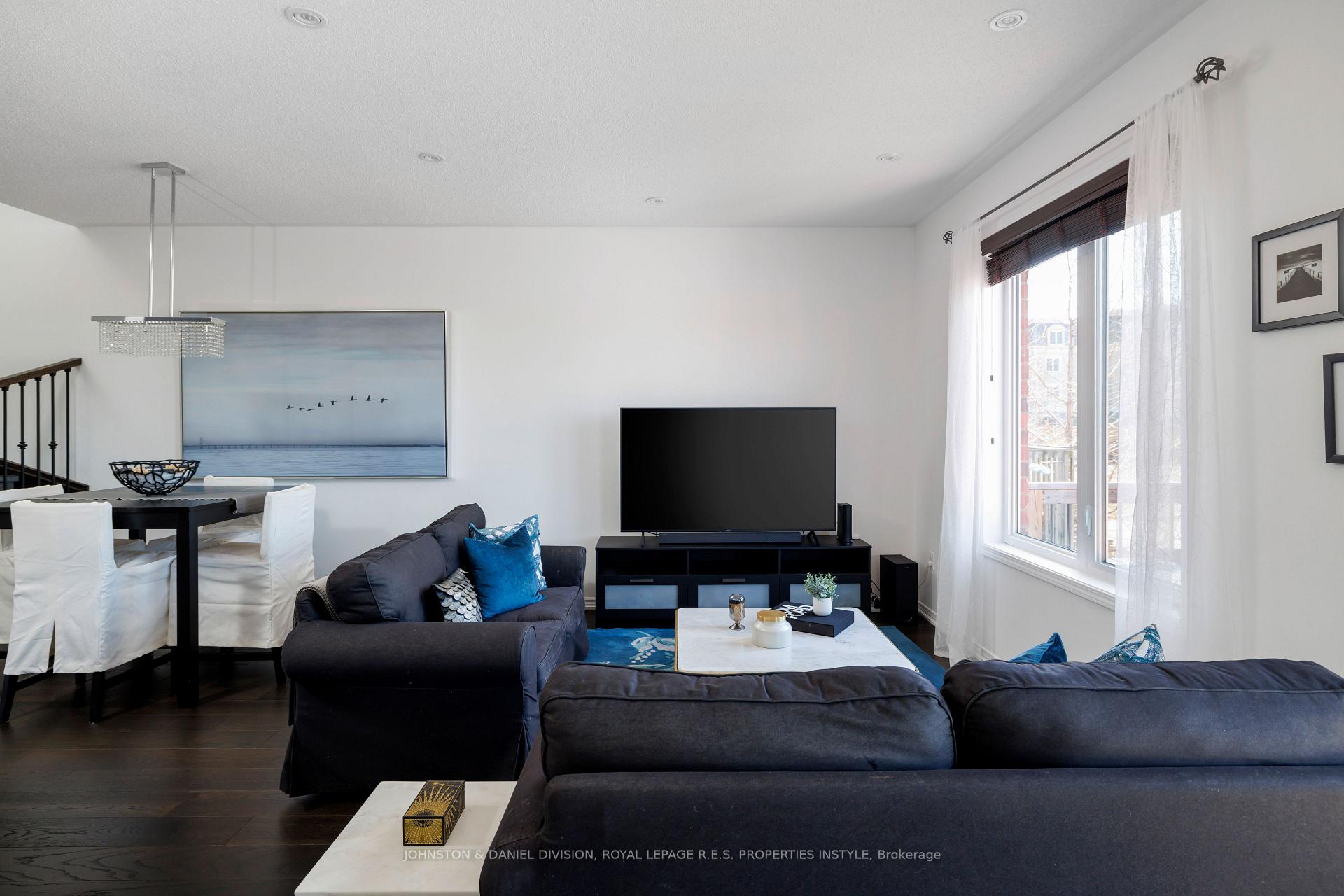 Photo 13 of Unit 33, 651 Farmstead Drive, Milton, Willmott — HOMEH