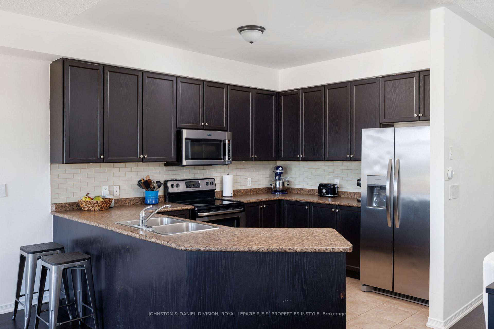 Photo 20 of Unit 33, 651 Farmstead Drive, Milton, Willmott — HOMEH