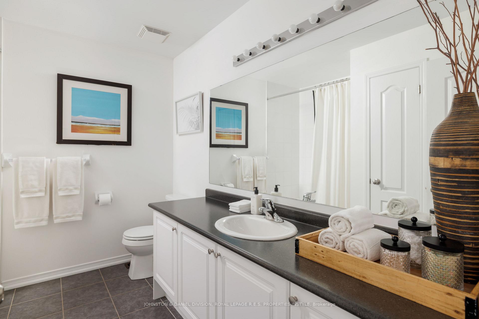 Photo 40 of Unit 33, 651 Farmstead Drive, Milton, Willmott — HOMEH