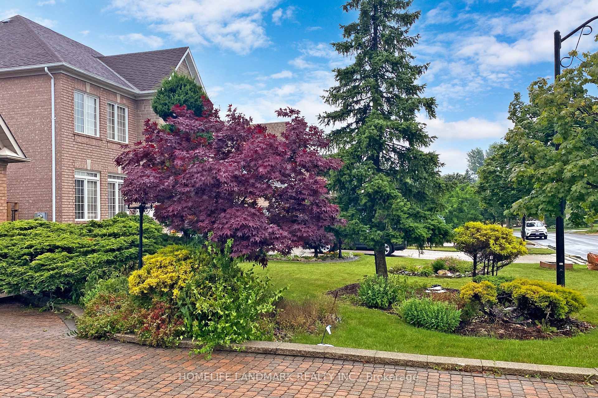 Photo 2 of 175 Silver Rose Crescent, Markham, Cachet — HOMEH