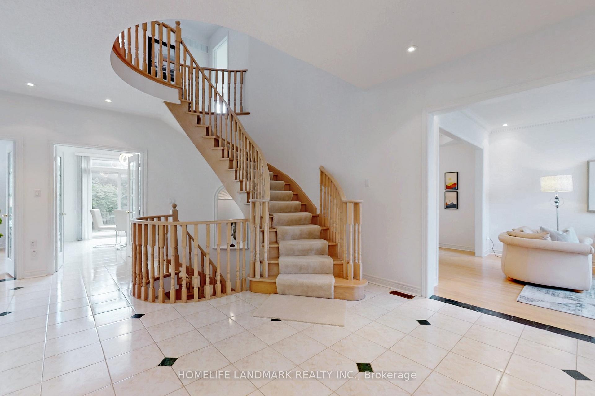 Photo 8 of 175 Silver Rose Crescent, Markham, Cachet — HOMEH