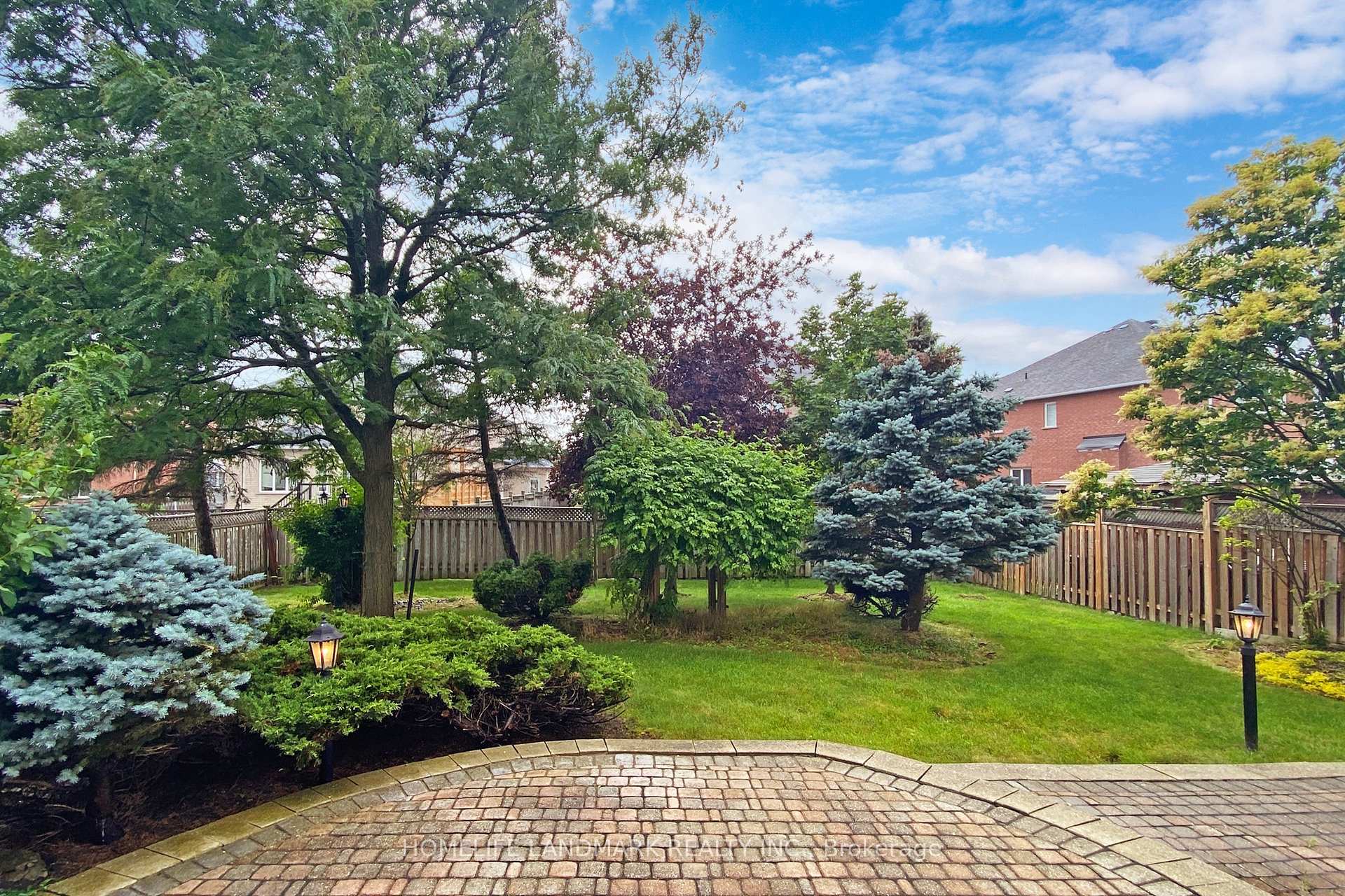 Photo 17 of 175 Silver Rose Crescent, Markham, Cachet — HOMEH