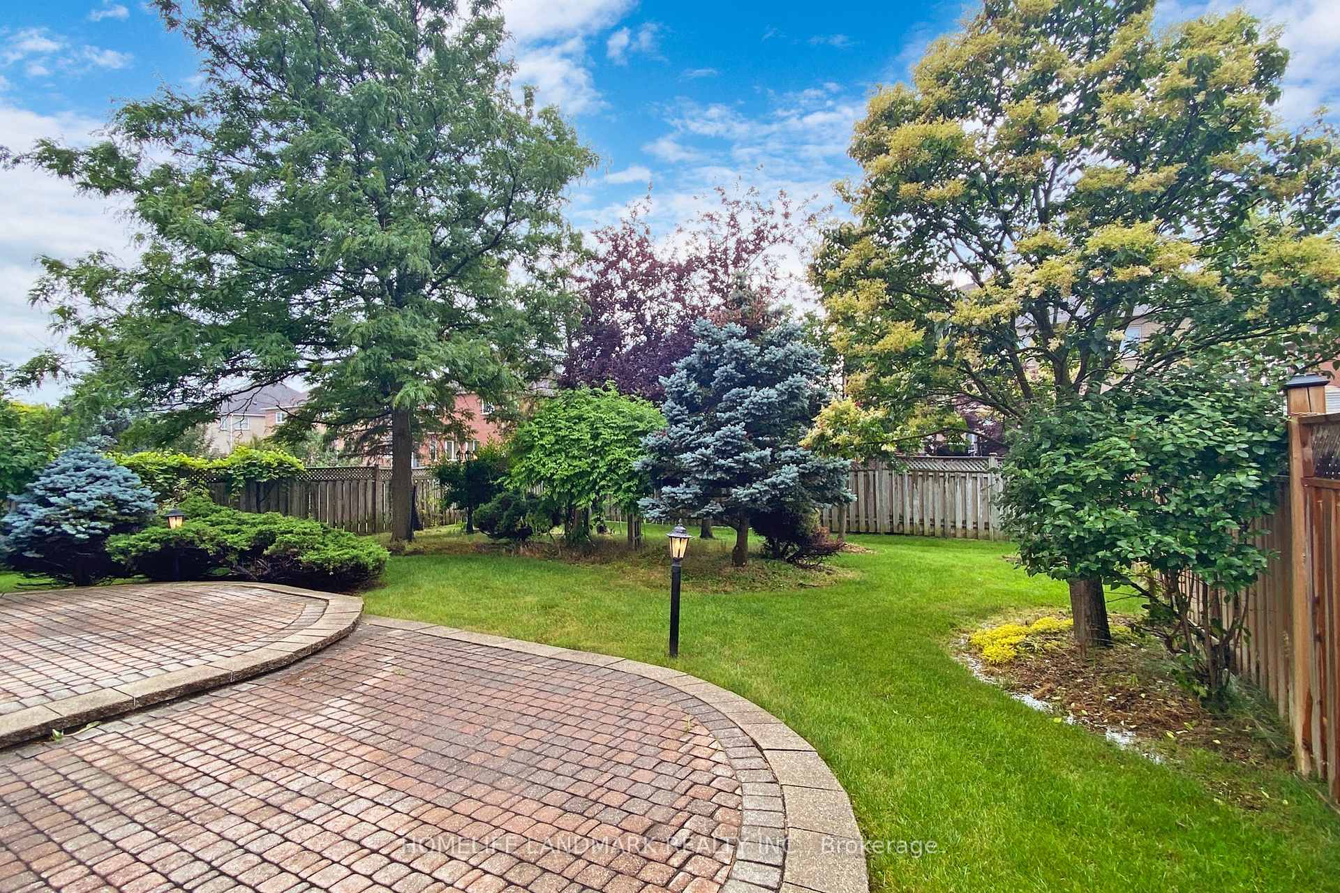 Photo 18 of 175 Silver Rose Crescent, Markham, Cachet — HOMEH