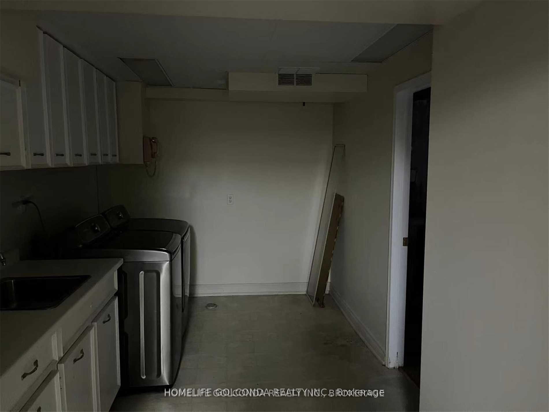 Photo 17 of 40 Chant Crescent, Markham, Unionville — HOMEH
