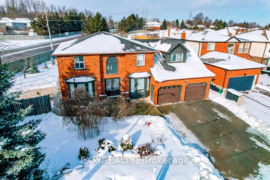 Photo 2 of 256 Highview Drive, Kitchener, Forest Heights — HOMEH