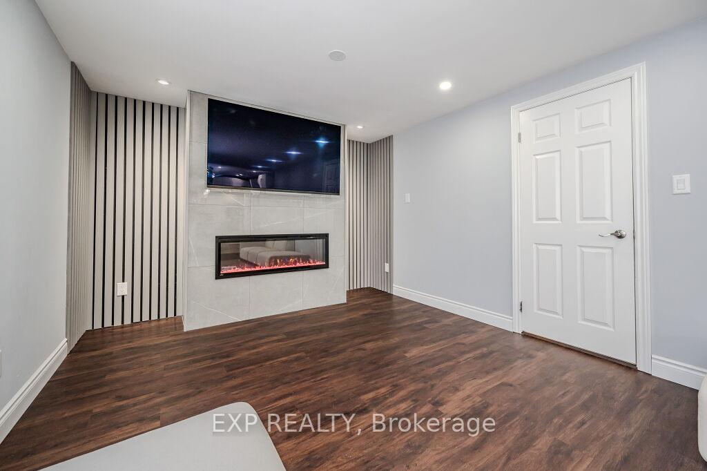 Photo 15 of 256 Highview Drive, Kitchener, Forest Heights — HOMEH