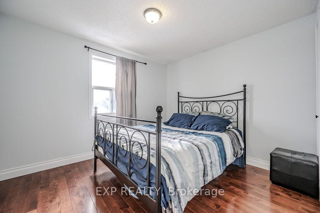 Photo 24 of 256 Highview Drive, Kitchener, Forest Heights — HOMEH