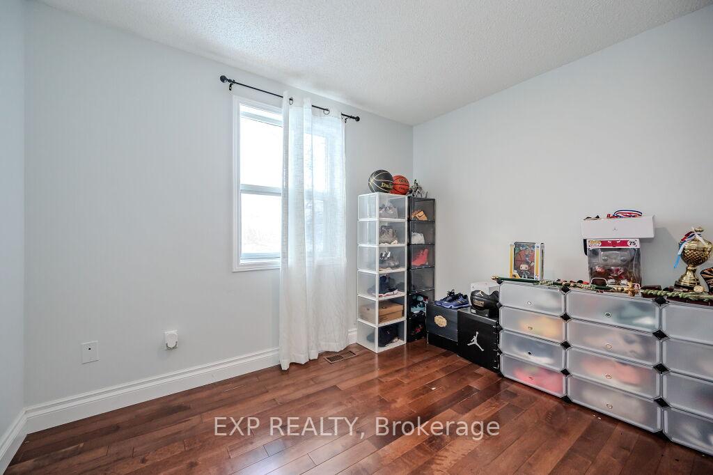 Photo 25 of 256 Highview Drive, Kitchener, Forest Heights — HOMEH