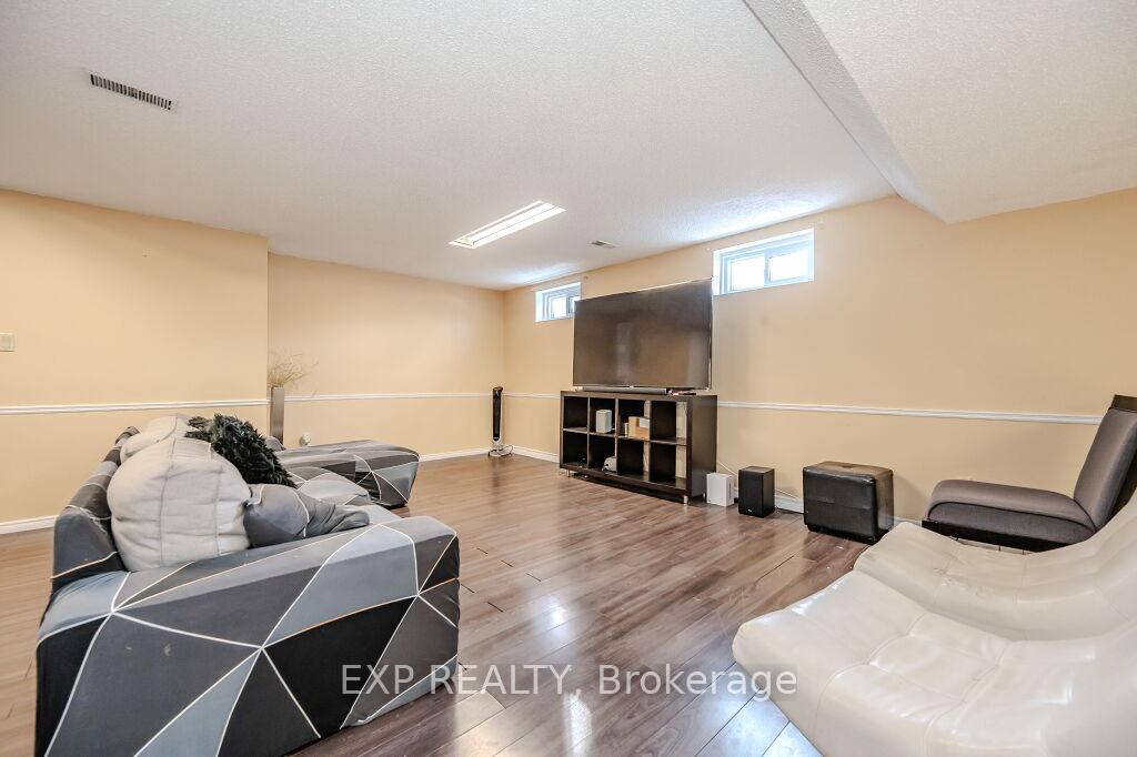 Photo 28 of 256 Highview Drive, Kitchener, Forest Heights — HOMEH