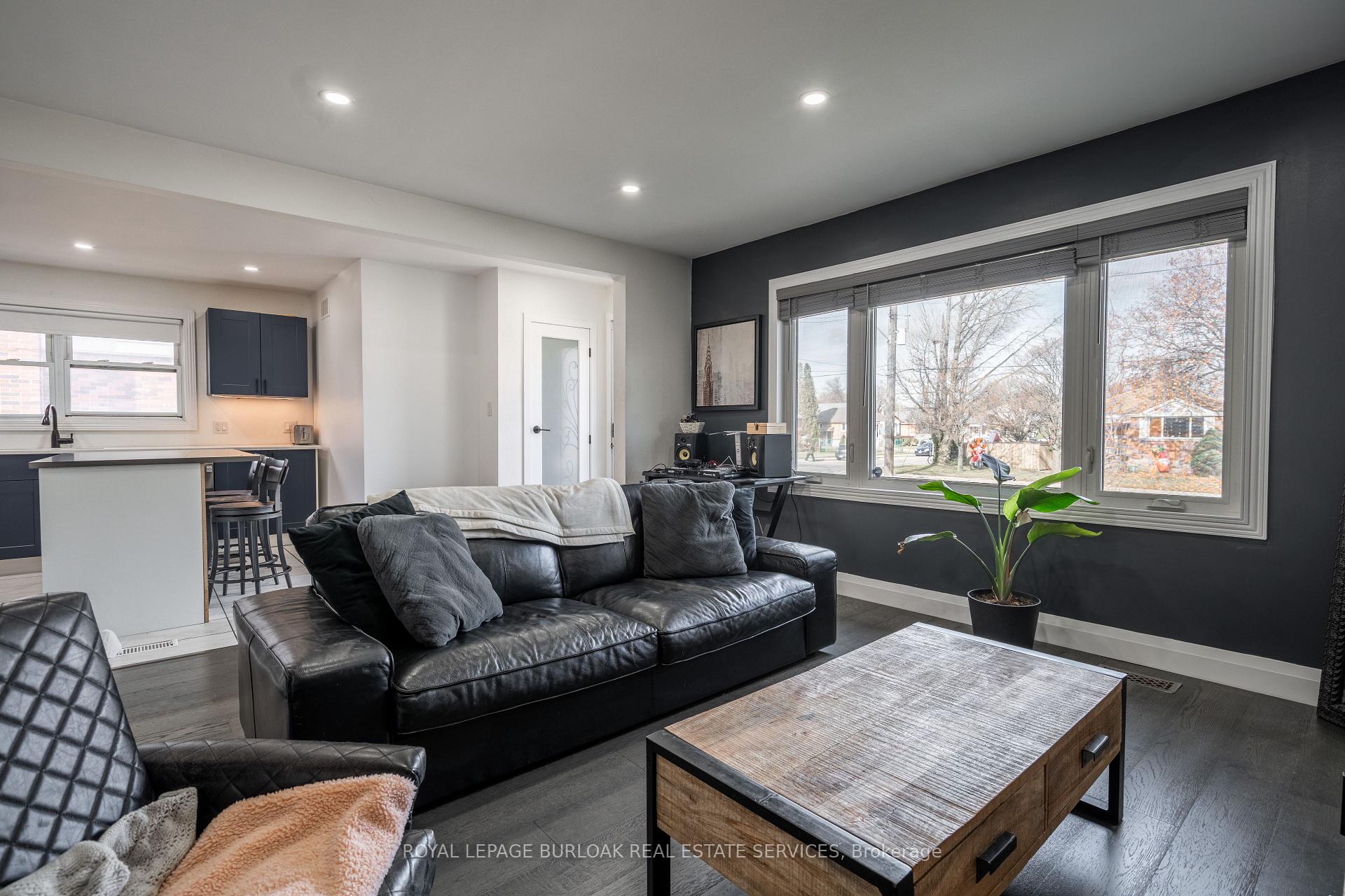 Photo 10 of Unit Main, 908 Fennell Avenue E, Hamilton, Macassa — HOMEH