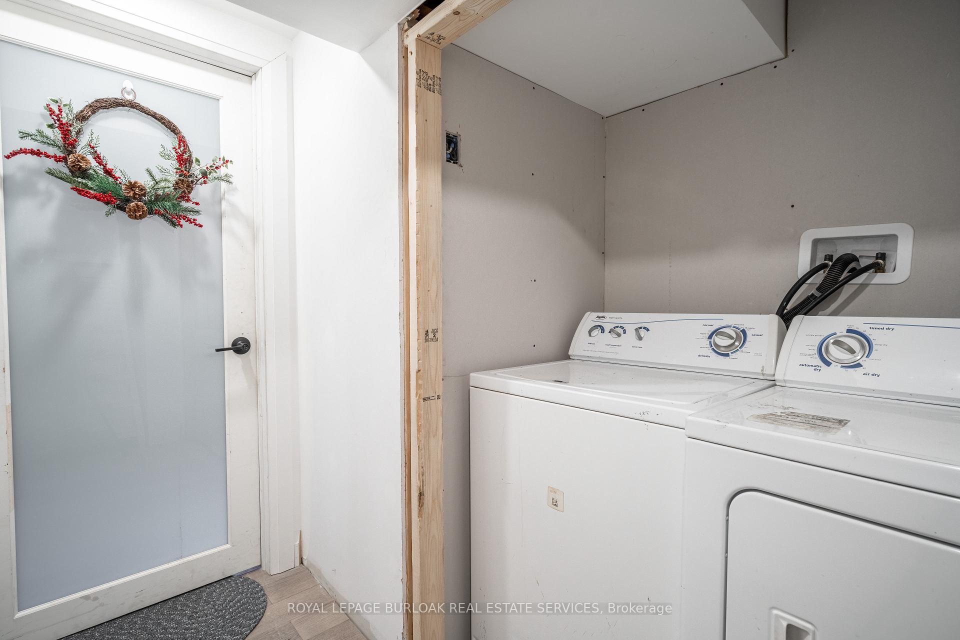 Photo 14 of Unit Main, 908 Fennell Avenue E, Hamilton, Macassa — HOMEH