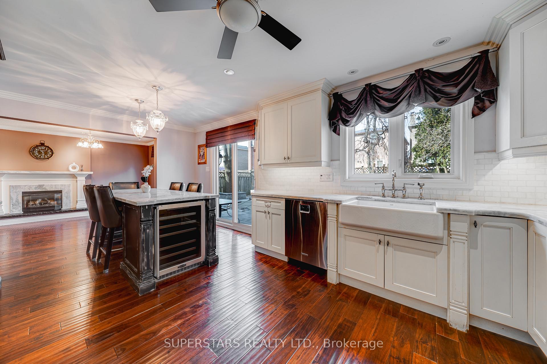 Photo 9 of 72 Crandall Drive, Markham, Raymerville — HOMEH