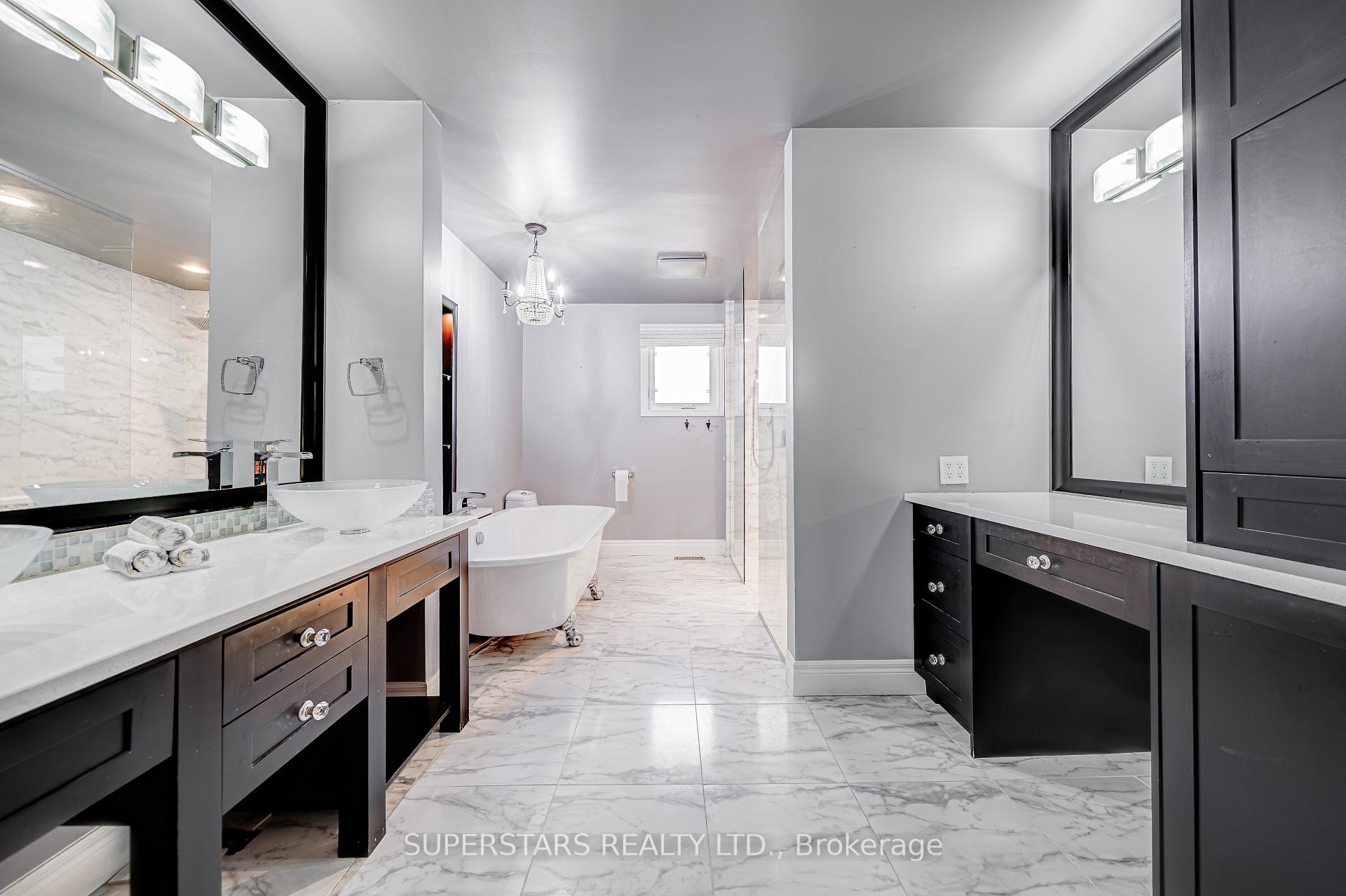 Photo 17 of 72 Crandall Drive, Markham, Raymerville — HOMEH