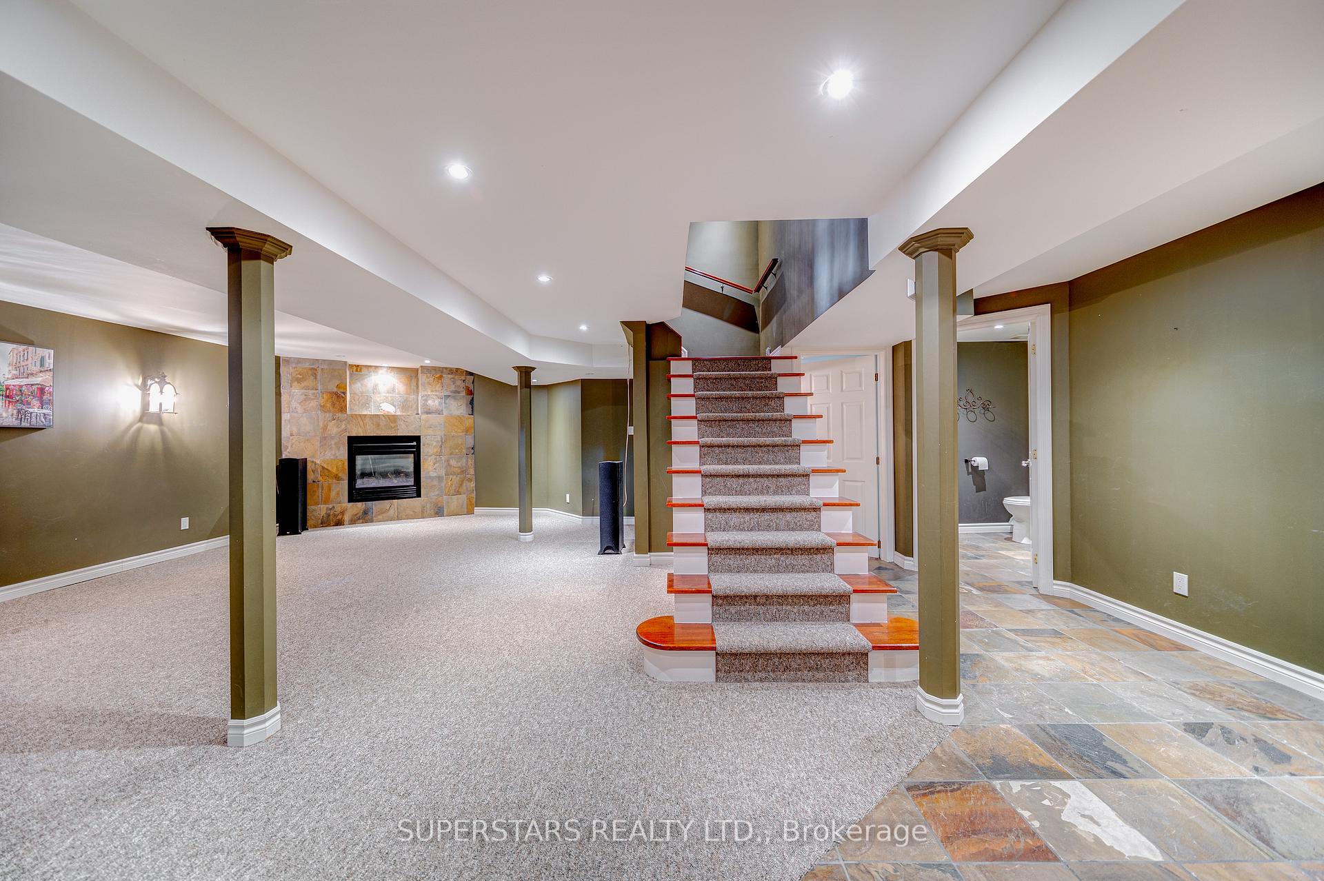 Photo 28 of 72 Crandall Drive, Markham, Raymerville — HOMEH