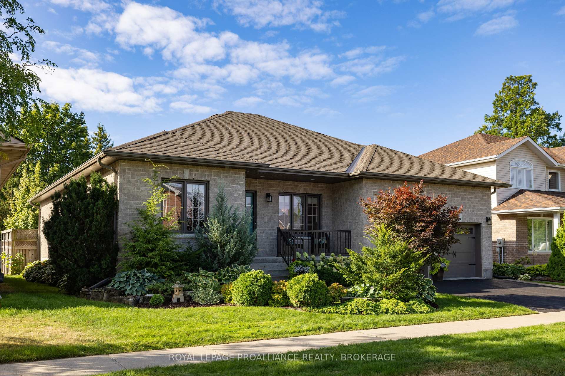 Front of 387 Honeywood Avenue