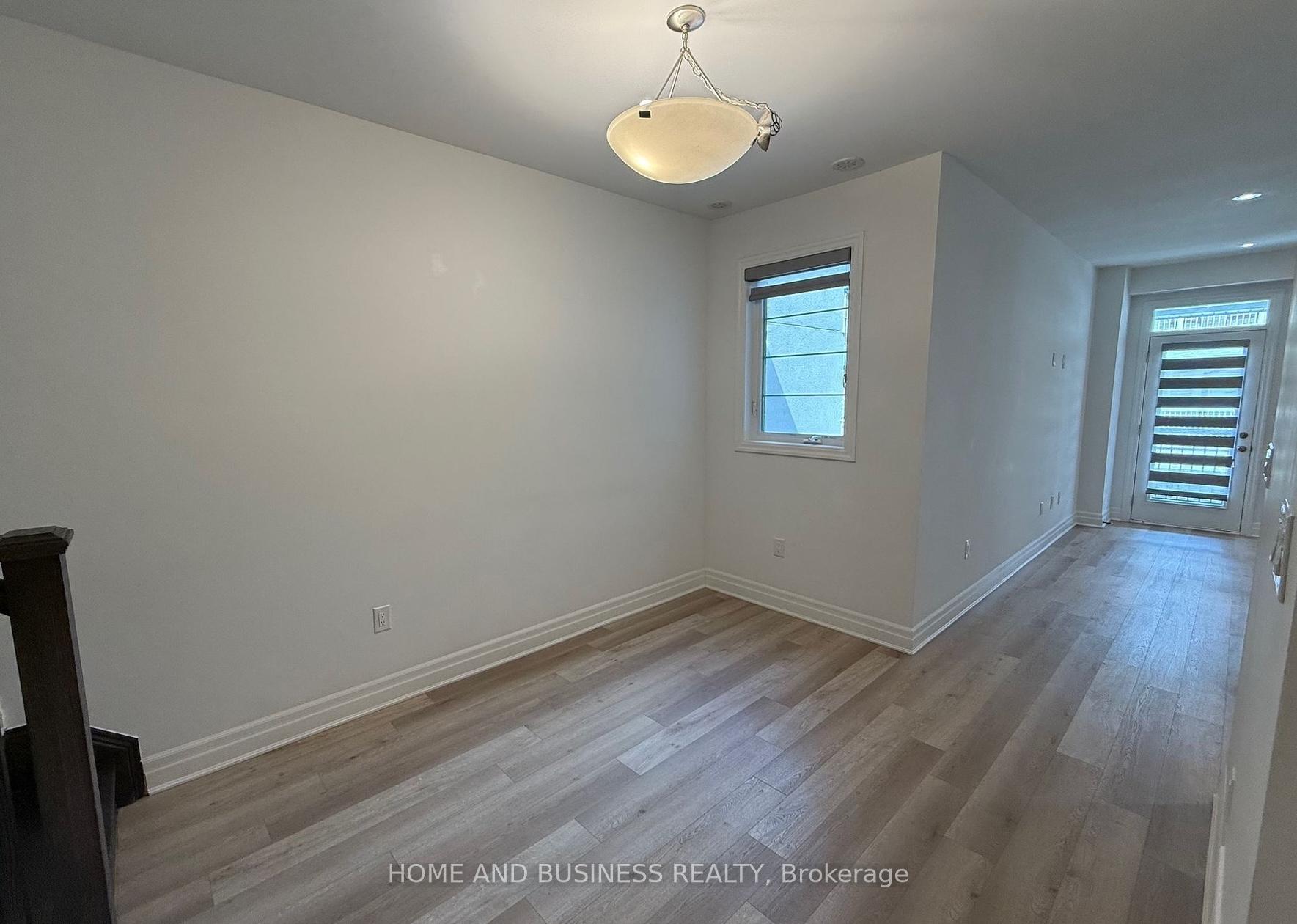 Photo 6 of Unit 43, 1317 Leriche Way, Milton, Bowes — HOMEH
