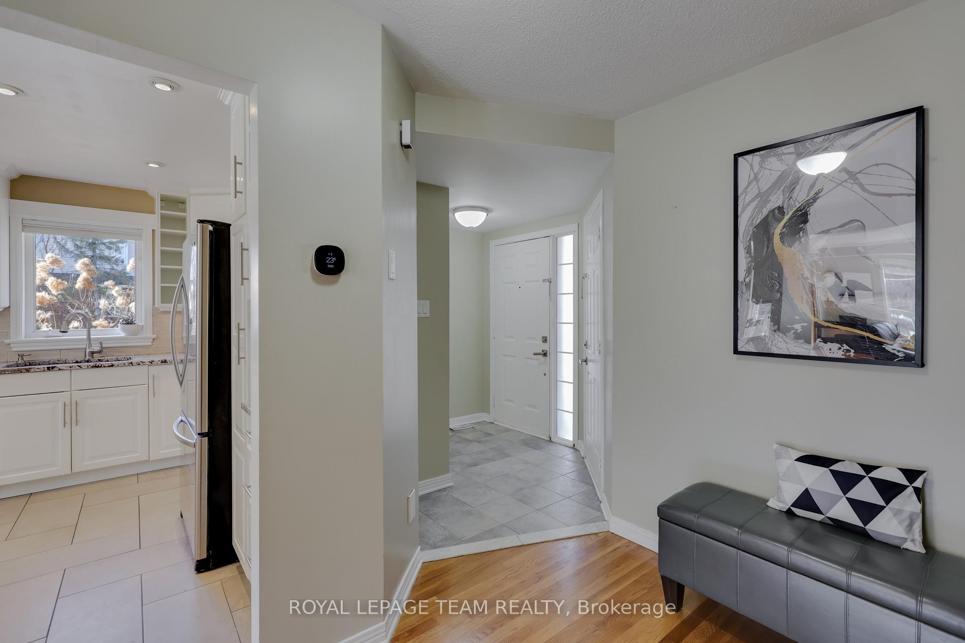 Photo 5 of 22 Sherring Crescent, Ottawa, Kanata - Kanata Lakes/Heritage Hills — HOMEH