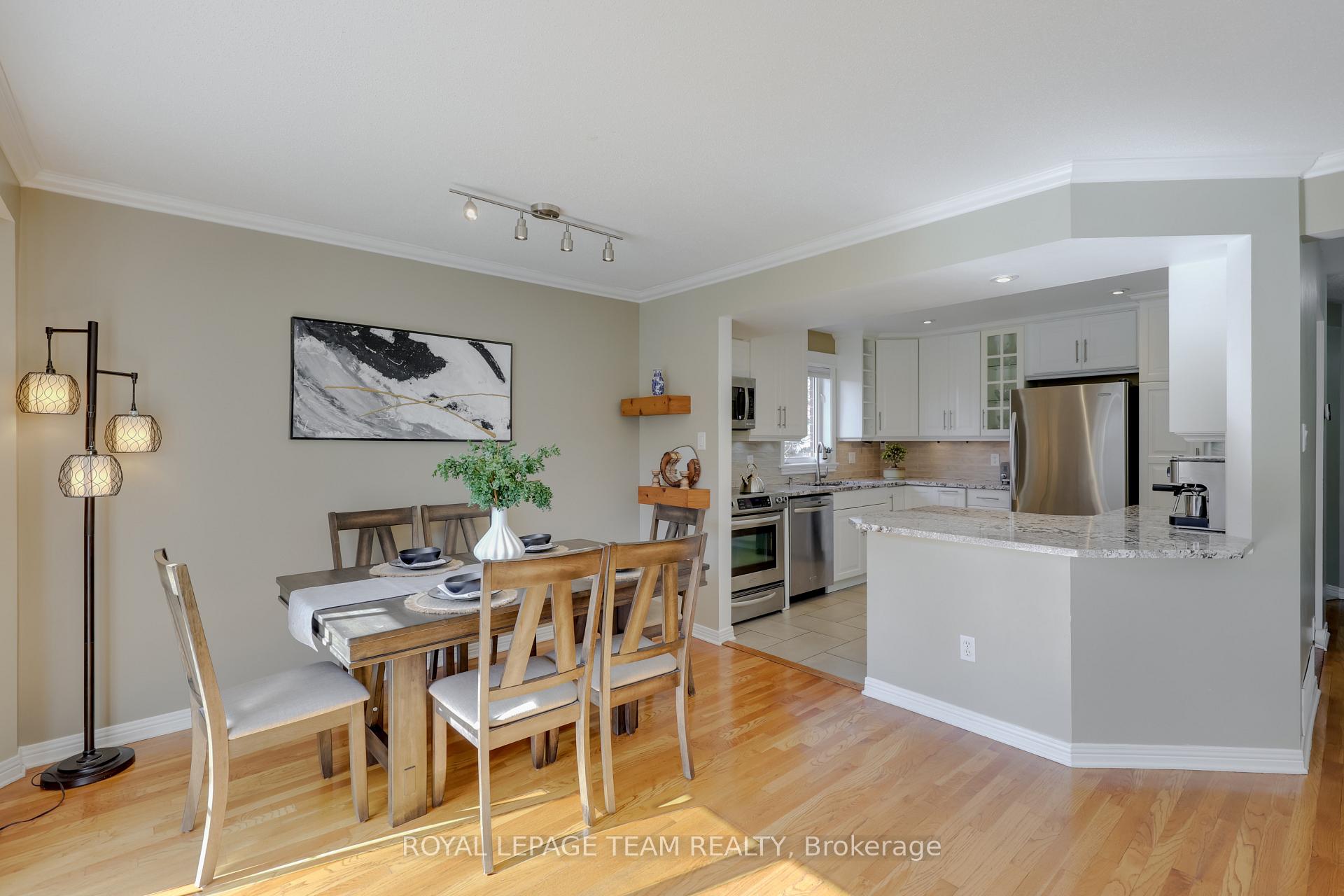 Photo 13 of 22 Sherring Crescent, Ottawa, Kanata - Kanata Lakes/Heritage Hills — HOMEH