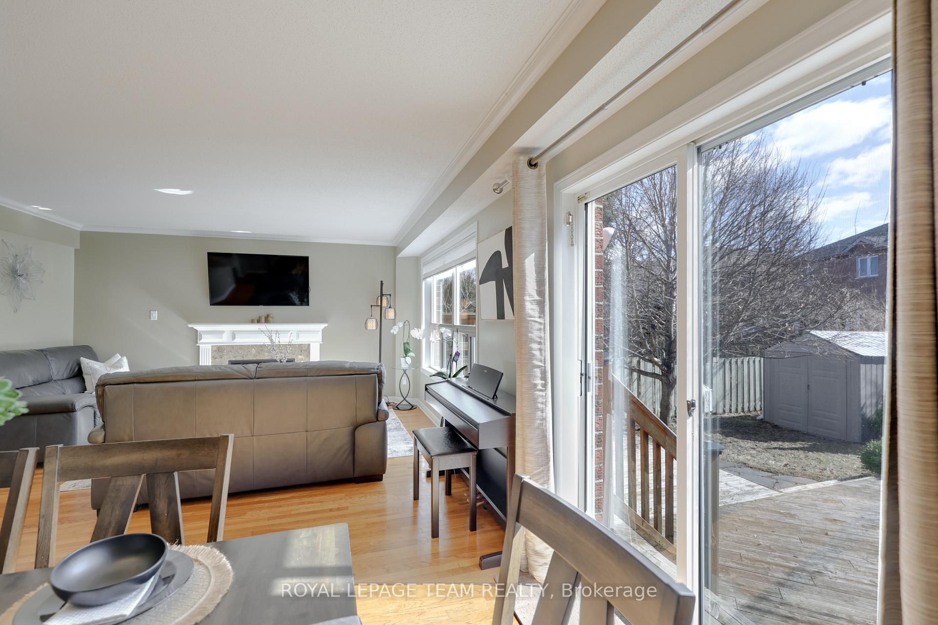 Photo 16 of 22 Sherring Crescent, Ottawa, Kanata - Kanata Lakes/Heritage Hills — HOMEH