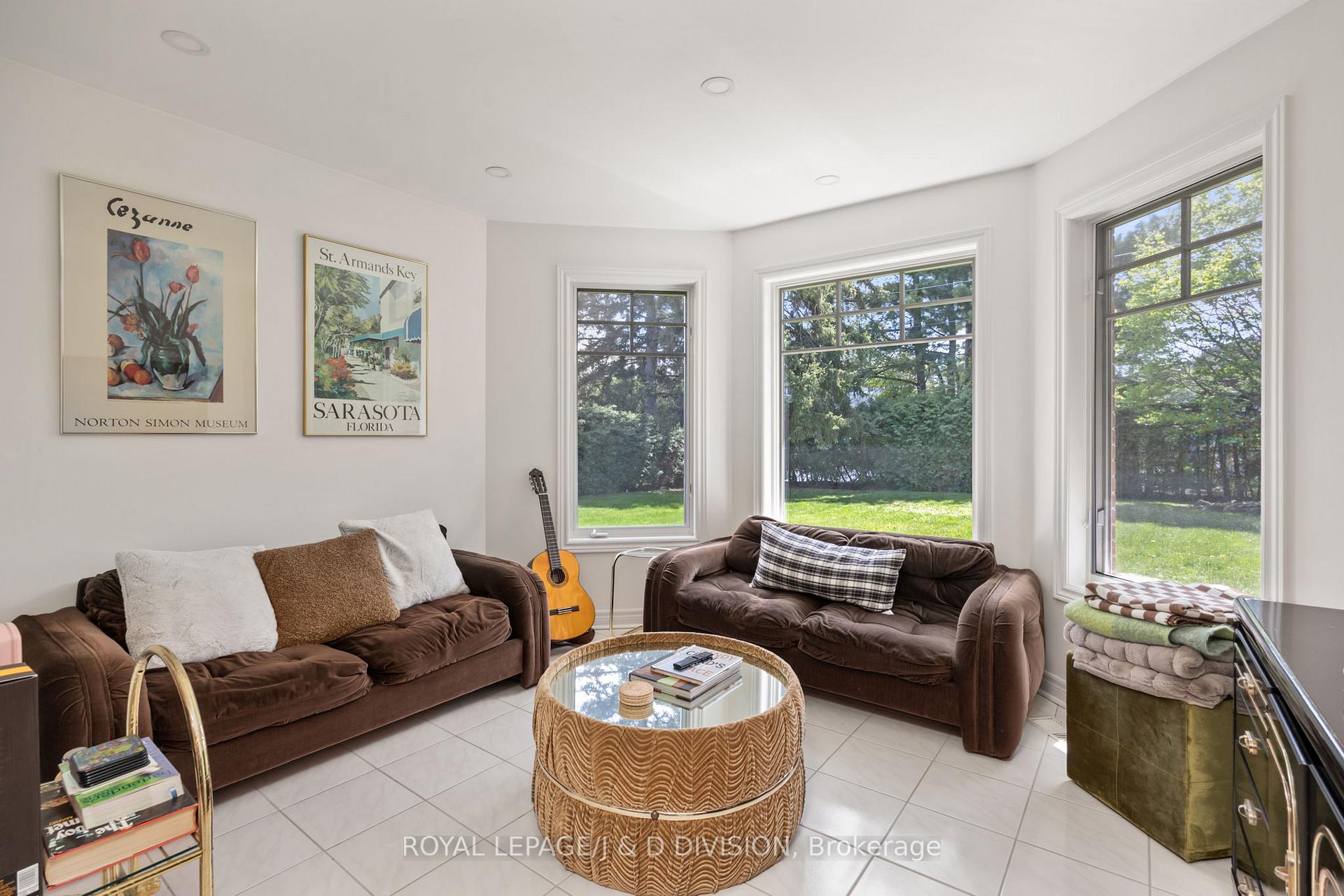 Photo 7 of 33 Almond Avenue, Markham, Grandview — HOMEH